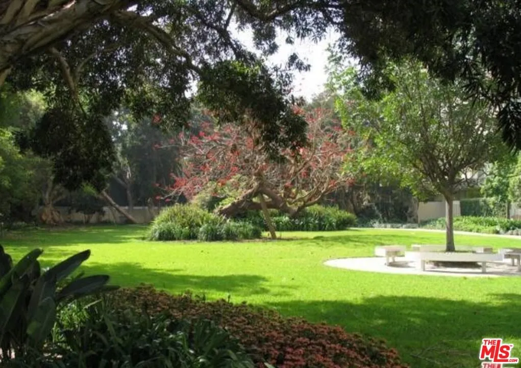 2170 Century Park East 1611, Los Angeles, California 90067 home-pic-38